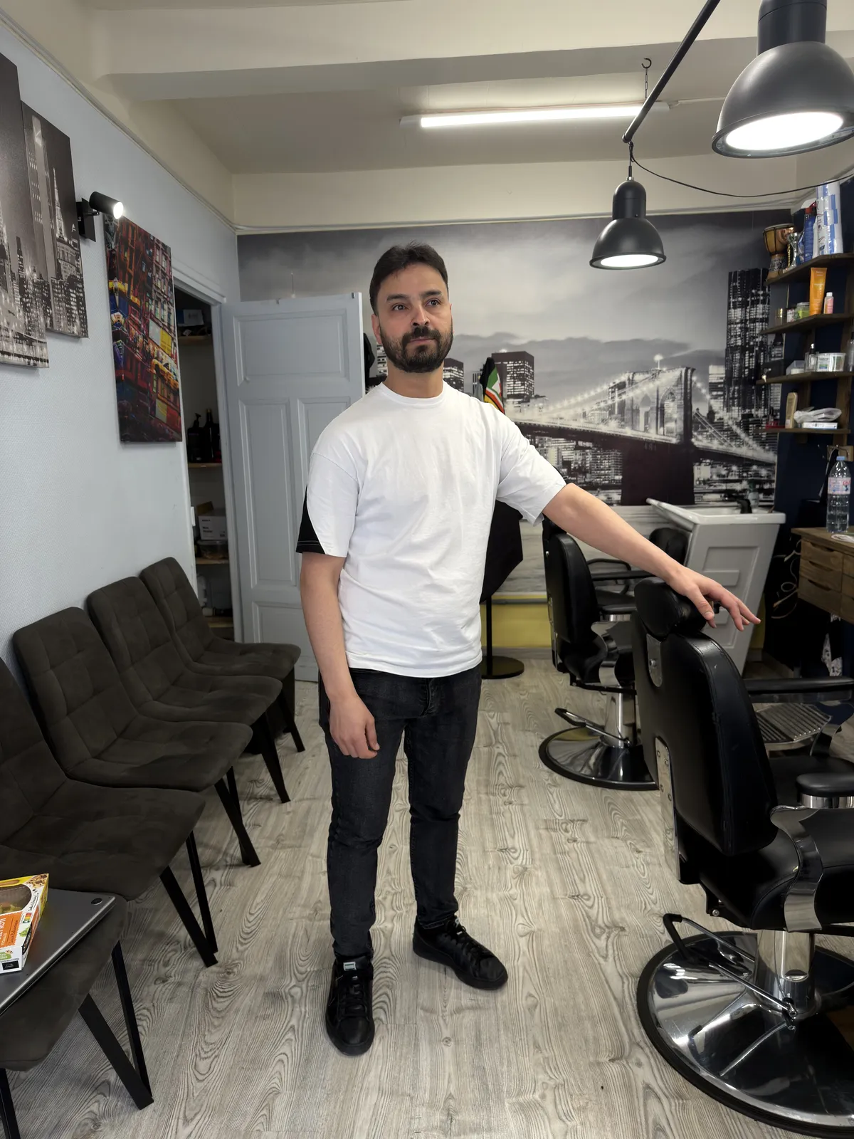 Moustafa, coiffeur barbier du 2e salon Coiffeur City à Montauban